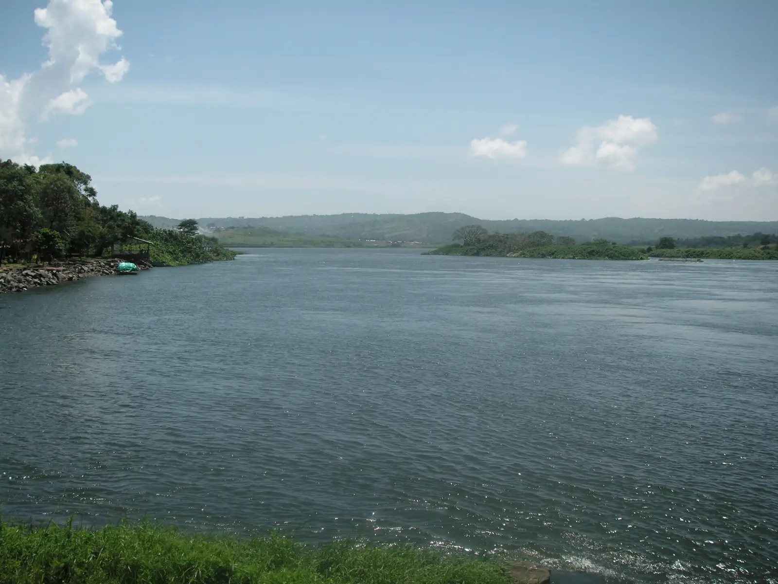 The Nile flowing out of Lake Victoria at Jinja